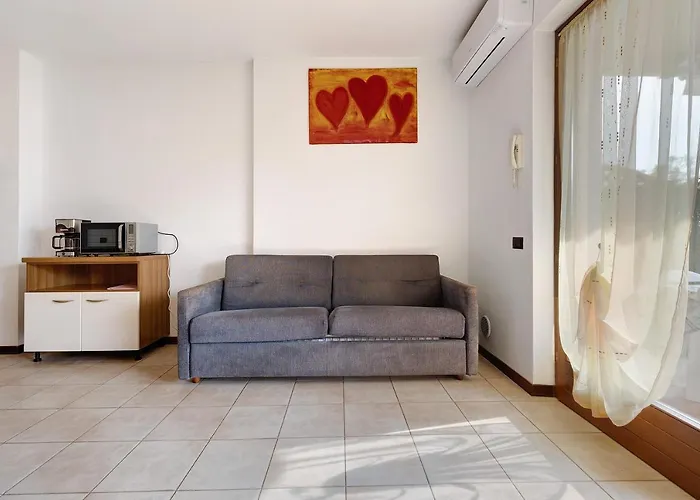 דירה Assenza 9 *